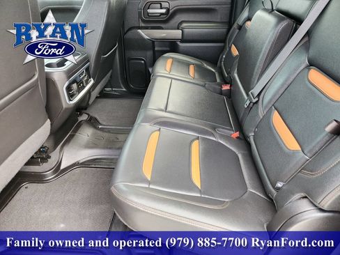 Used 2022 GMC Sierra 2500 AT4 w/ AT4 Premium Plus Package AWD/4WD image 20