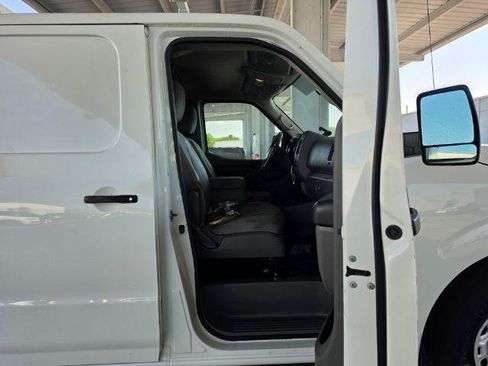 Used 2020 Nissan NV 2500 SV RWD image 26