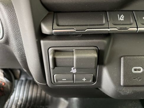 New 2026 Chevrolet Silverado 3500 W/T AWD/4WD image 15