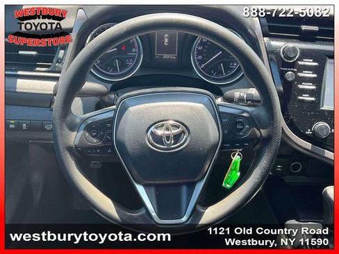 Used 2019 Toyota Camry LE FWD image 15