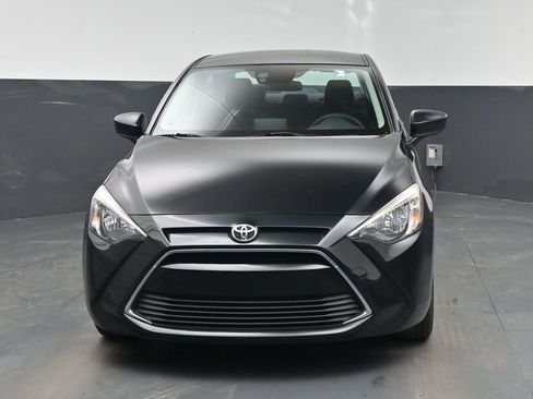 Used 2017 Toyota Yaris iA image 6