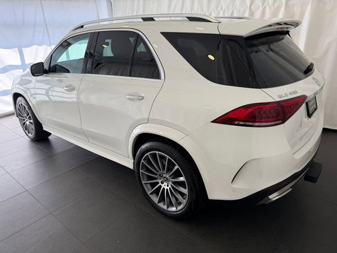 Used 2021 Mercedes-Benz GLE 450 4MATIC image 3