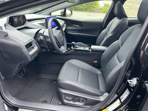 New 2027 Toyota Prius XLE AWD/4WD image 9