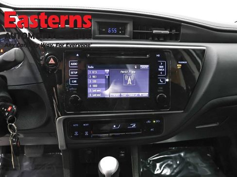 Used 2019 Toyota Corolla LE FWD image 12