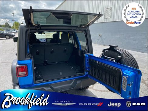 New 2025 Jeep Wrangler Sport S image 13