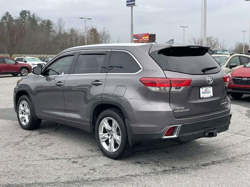 Used 2019 Toyota Highlander Limited image 29