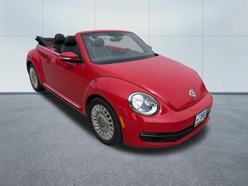 Used 2014 Volkswagen Beetle 2.5 FWD image 3