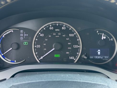 Used 2017 Lexus CT 200h w/ Navigation System Package image 22