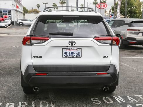 Used 2023 Toyota RAV4 XLE image 9