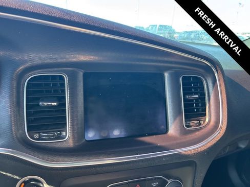 Used 2017 Dodge Charger R/T image 7