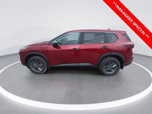 New 2026 Nissan Rogue S image 5