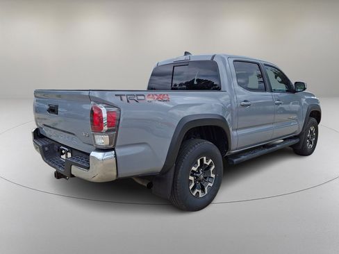 Used 2021 Toyota Tacoma TRD Off-Road AWD/4WD image 11