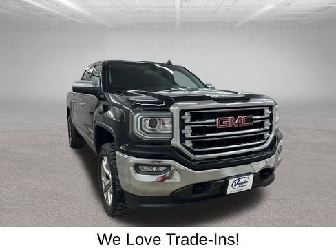 Used 2018 GMC Sierra 1500 SLT w/ SLT Premium Package image 3