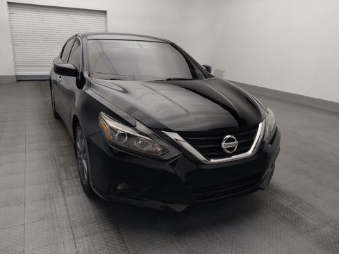 Used 2018 Nissan Altima 2.5 SR w/ SR Special Edition FWD image 14