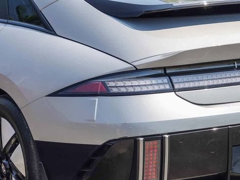 Used 2025 Hyundai Ioniq 6 SE image 7