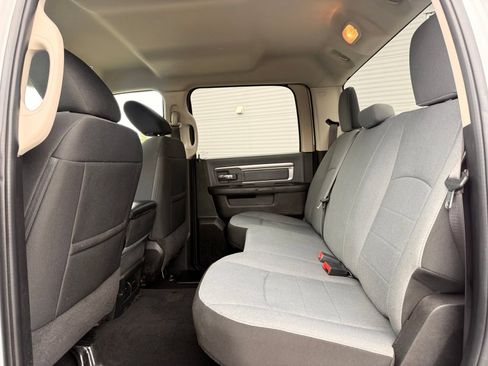 Used 2021 RAM 1500 Classic SLT AWD/4WD image 21
