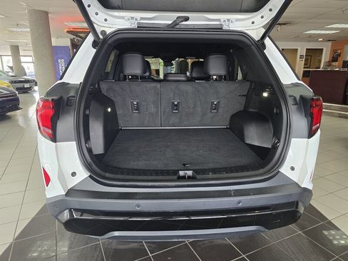 Used 2026 GMC Terrain Elevation w/ Elevation Premium Package AWD/4WD image 36