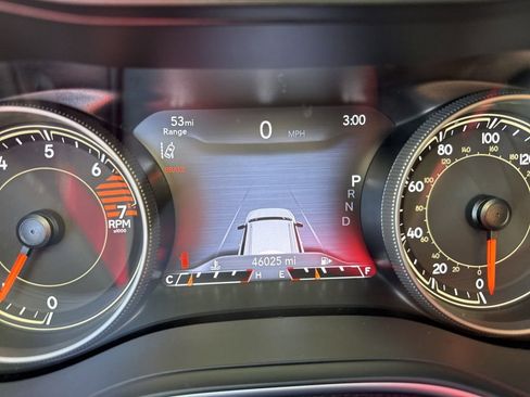 Used 2023 Jeep Cherokee Altitude Lux image 11