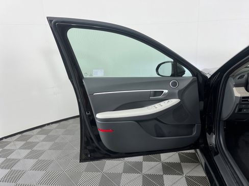 Certified 2025 Hyundai Sonata SEL image 32