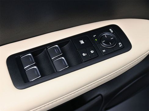 Used 2022 Lexus RX 350 FWD w/ Premium Package image 4