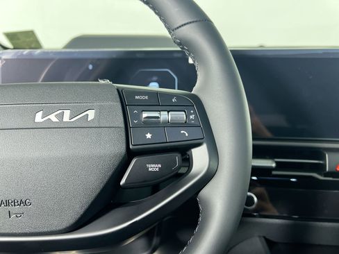 New 2026 Kia Sportage EX image 19