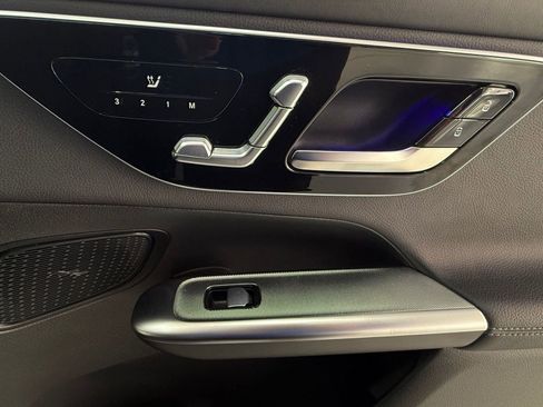 Certified 2024 Mercedes-Benz GLC 300 GLC 300 image 21