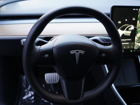 Used 2020 Tesla Model Y Performance image 40