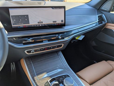 New 2026 BMW X5 xDrive40i w/ M Sport Package image 22