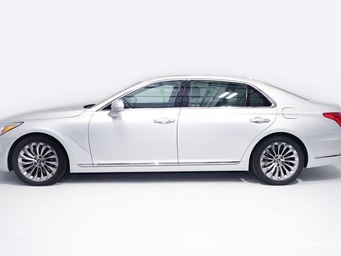 Used 2017 Genesis G90 3.3T Premium RWD image 4