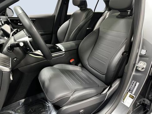 Used 2025 Mercedes-Benz C 300 4MATIC Sedan image 23