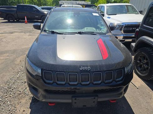 Used 2022 Jeep Compass Trailhawk AWD/4WD image 2