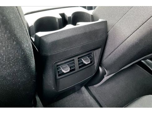 Used 2024 Chevrolet Colorado Trail Boss w/ Technology Package image 11