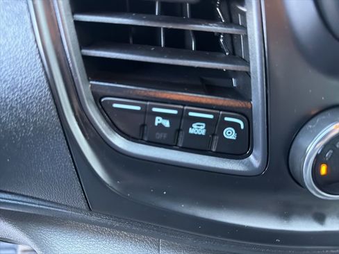 Used 2020 Ford Transit 250 Low Roof image 17