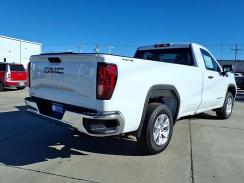 New 2026 GMC Sierra 1500 Pro w/ Convenience Package AWD/4WD image 4