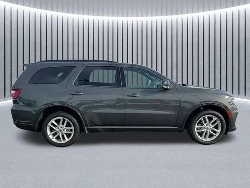 Used 2024 Dodge Durango GT image 2