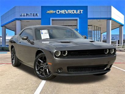 Used 2020 Dodge Challenger SXT w/ Blacktop Package