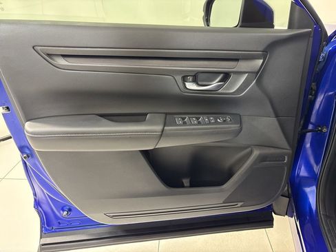 Used 2024 Honda CR-V LX image 16