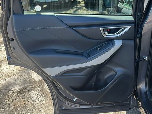 Certified 2023 Subaru Forester Limited image 20