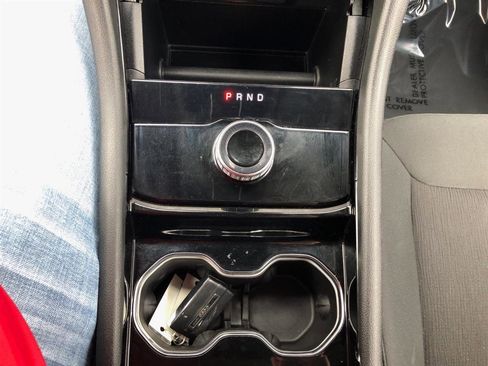 Used 2023 Jeep Grand Cherokee Laredo image 18