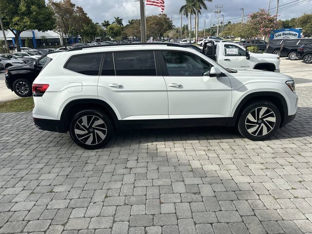 Used 2024 Volkswagen Atlas SE FWD image 14