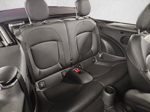 Used 2024 MINI Cooper S image 19