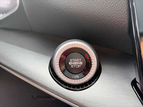 New 2026 Jeep Grand Wagoneer Limited image 33