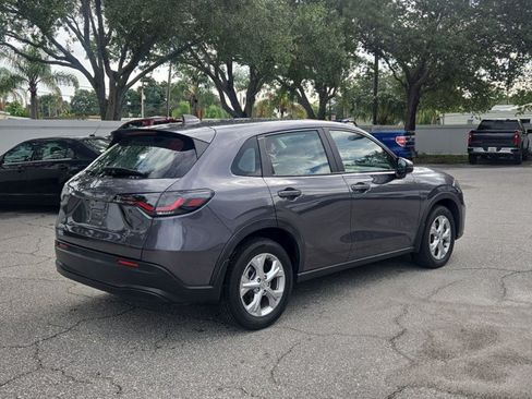 Used 2024 Honda HR-V LX image 5