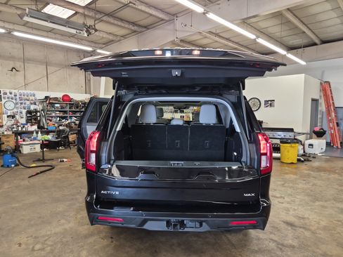 Used 2025 Ford Expedition Max Active AWD/4WD image 19