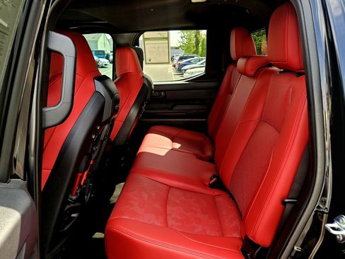 Used 2024 Toyota Tacoma TRD Pro AWD/4WD image 10