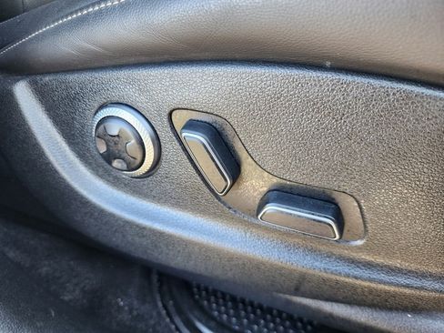 Used 2025 Genesis GV80 2.5T Standard image 18