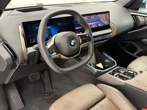 Certified 2025 BMW X3 xDrive30i w/ Premium Package AWD/4WD image 4