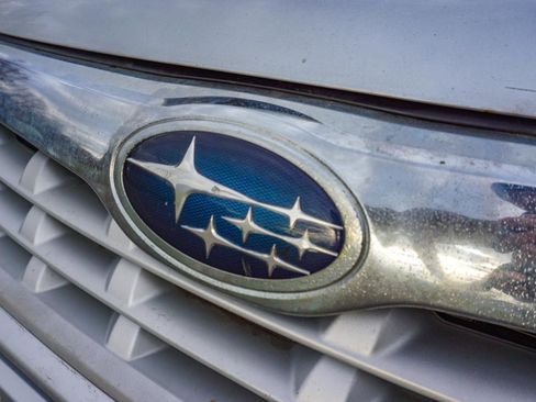 Used 2011 Subaru Forester 2.5X Premium w/ All-Weather Pkg image 9