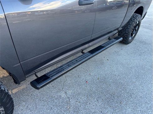 Used 2019 RAM 1500 4x4 Crew Cab Tradesman image 13