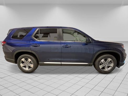 New 2025 Honda Pilot EX-L image 8